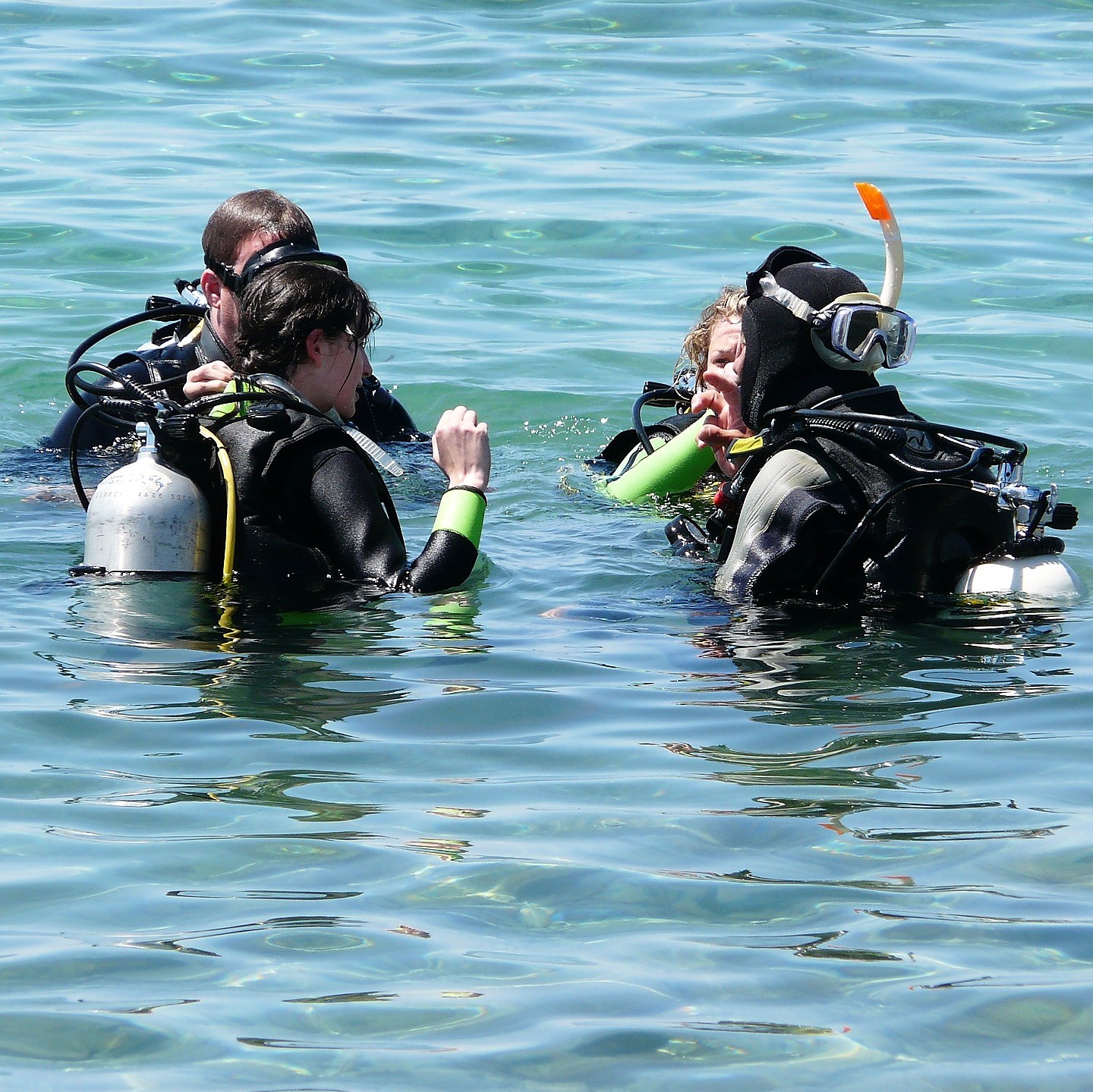 スキューバダイビングライセンス講習は楽しく学べます。 scuba-diver-course-naui